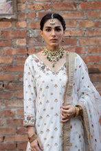 Load image into Gallery viewer, EST-011 MEHRAMA
