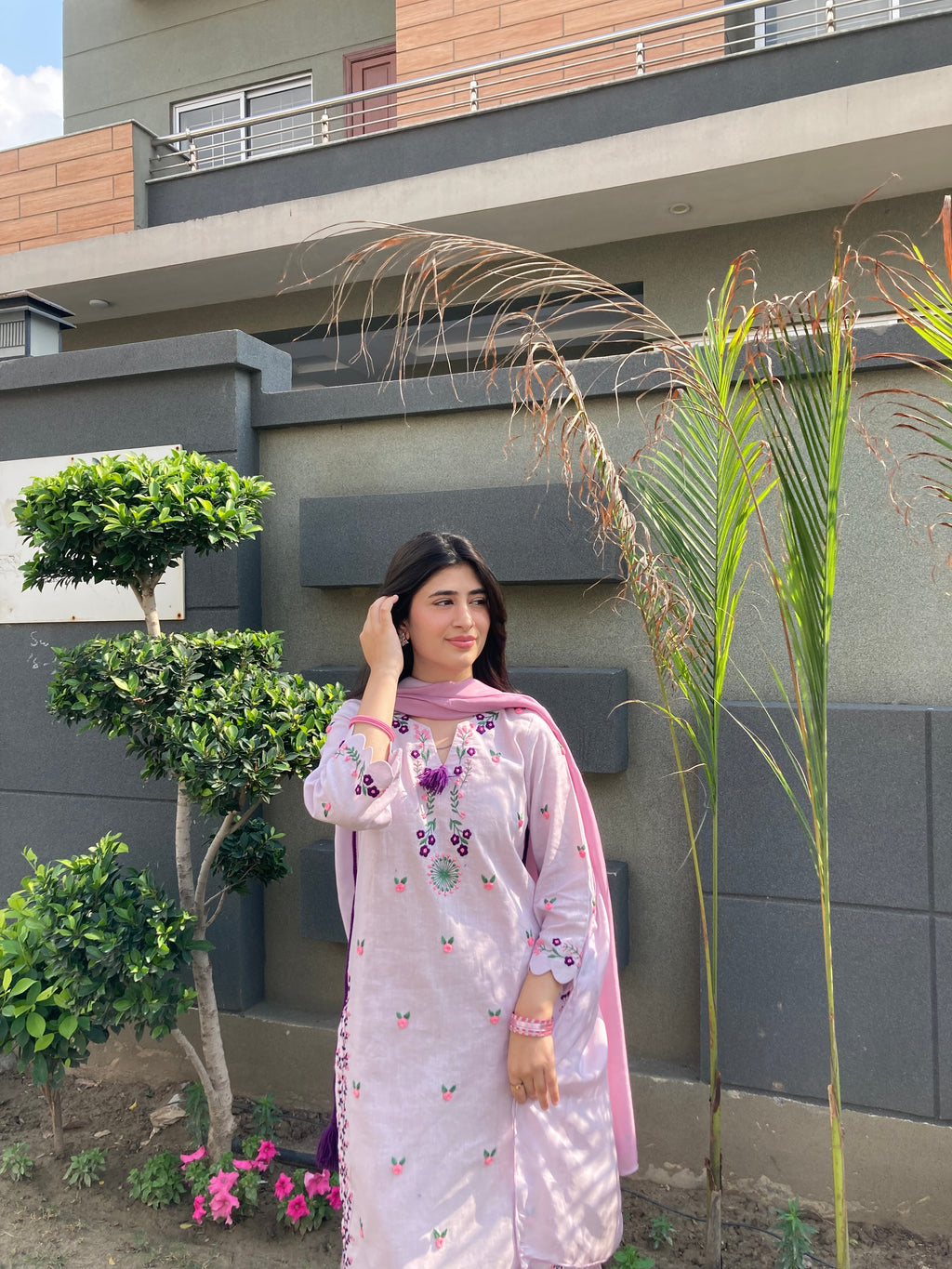 PRET-004 ABEER (3Pc Stitched)