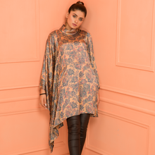 Load image into Gallery viewer, Silk Kaftaan
