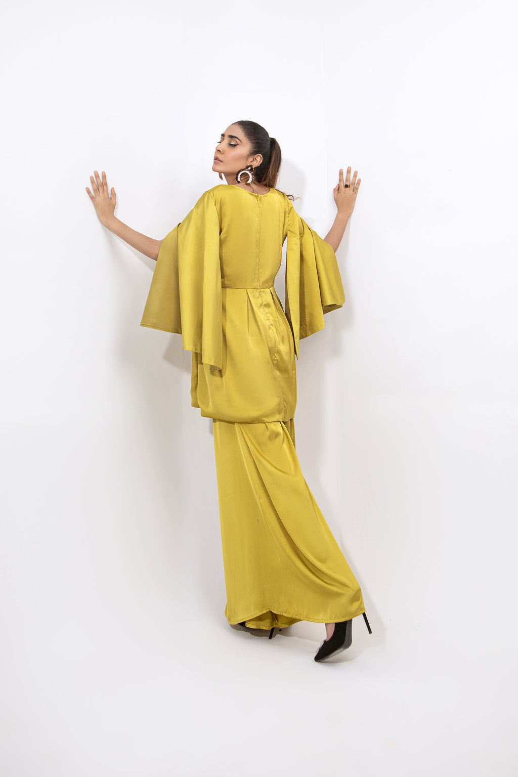 Bell Sleeves Top with Palazzo